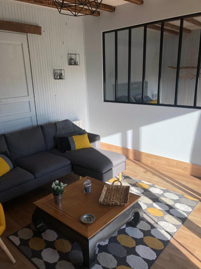 Les Vieille Tuiles Apartment Cudos Bagian luar foto
