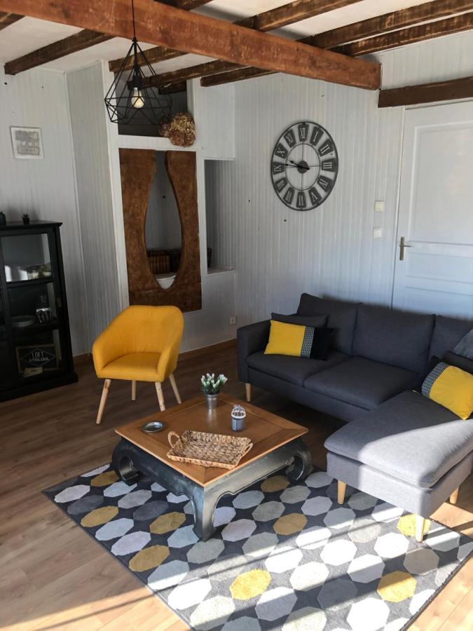 Les Vieille Tuiles Apartment Cudos Bagian luar foto